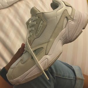 Adidas Falcon Size 7